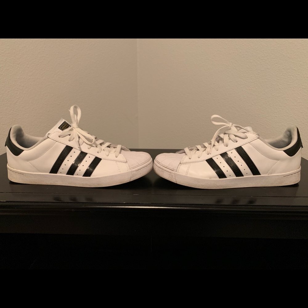 Men’s Adidas Shell Toe Shoes